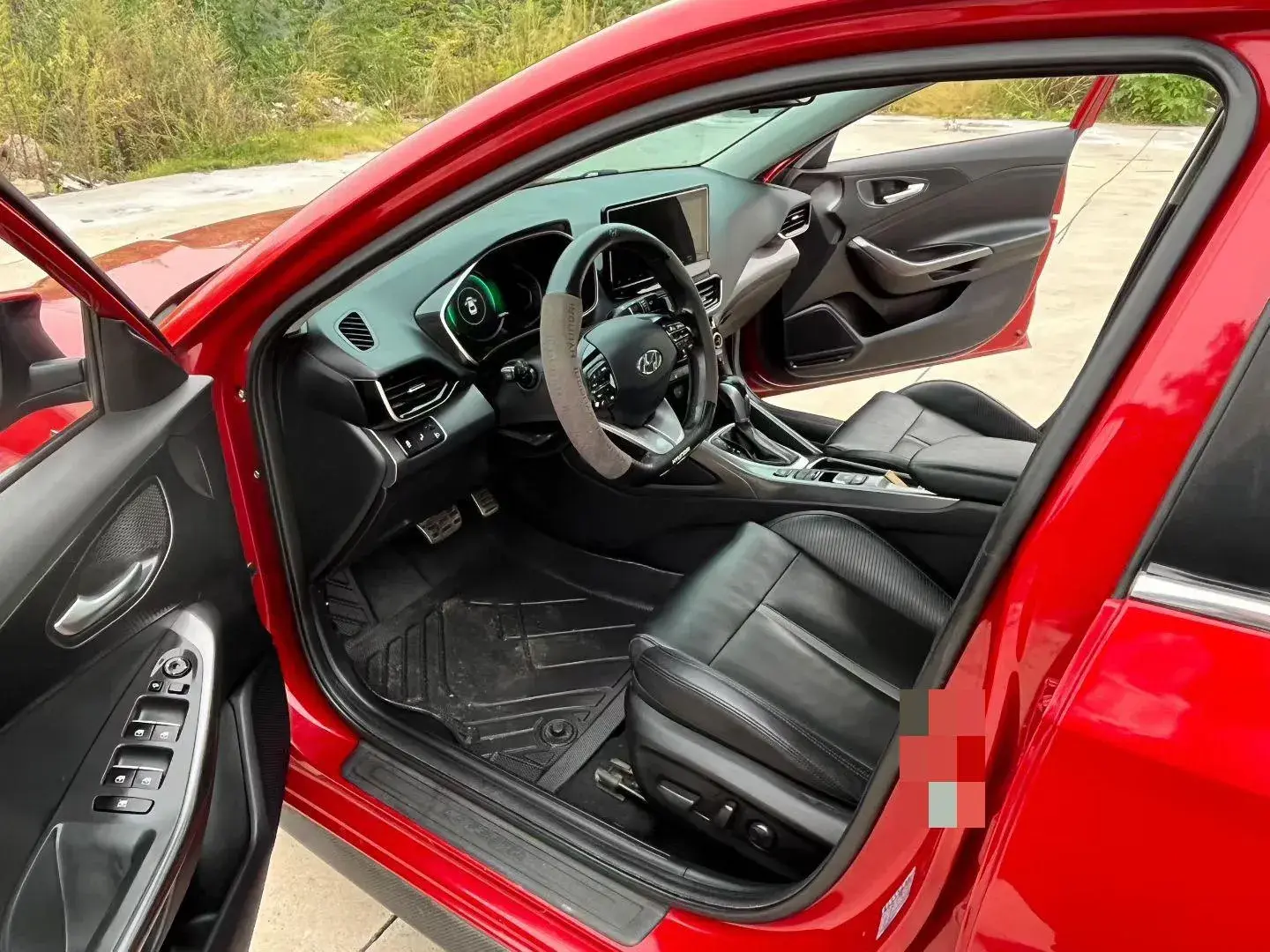 2019 HYUNDAI LA thumbnail 4