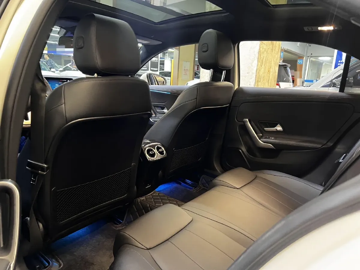 2022 Mercedes-Benz A Class 1.3T 163HP L4 7DCT,autocango,china used car exporter,china ev exporter,chinese used car exporter,chinese used ev exporter