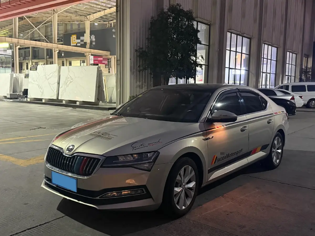 2019 Skoda Superb 1.4T 150HP L4 7DCT