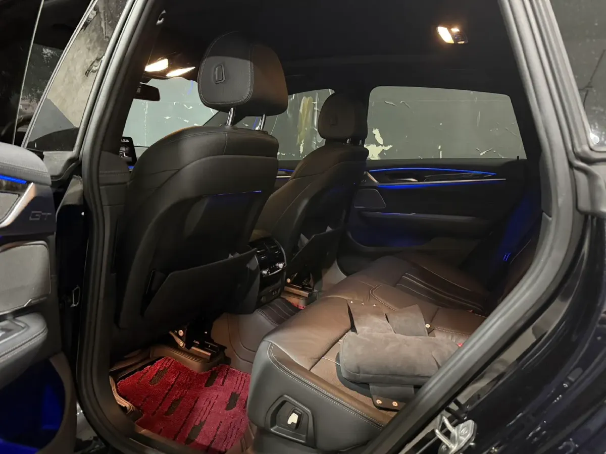 2022 BMW 6 Series GT 2.0T 245HP L4 8AT,autocango,china used car exporter,china ev exporter,chinese used car exporter,chinese used ev exporter