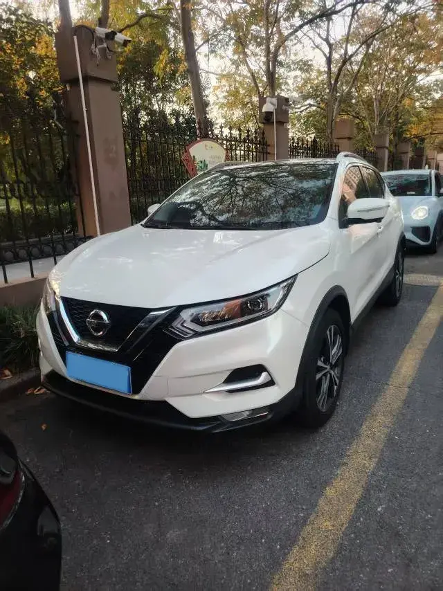 2022 NISSAN QASHQAI view 1