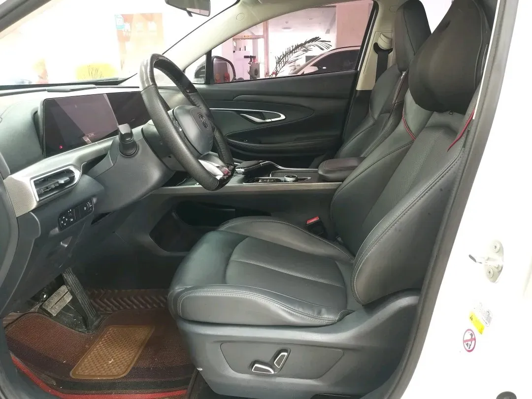 2020 ChangAn UNI-T 1.5T 180HP L4 7DCT,autocango,china used car exporter,china ev exporter,chinese used car exporter,chinese used ev exporter