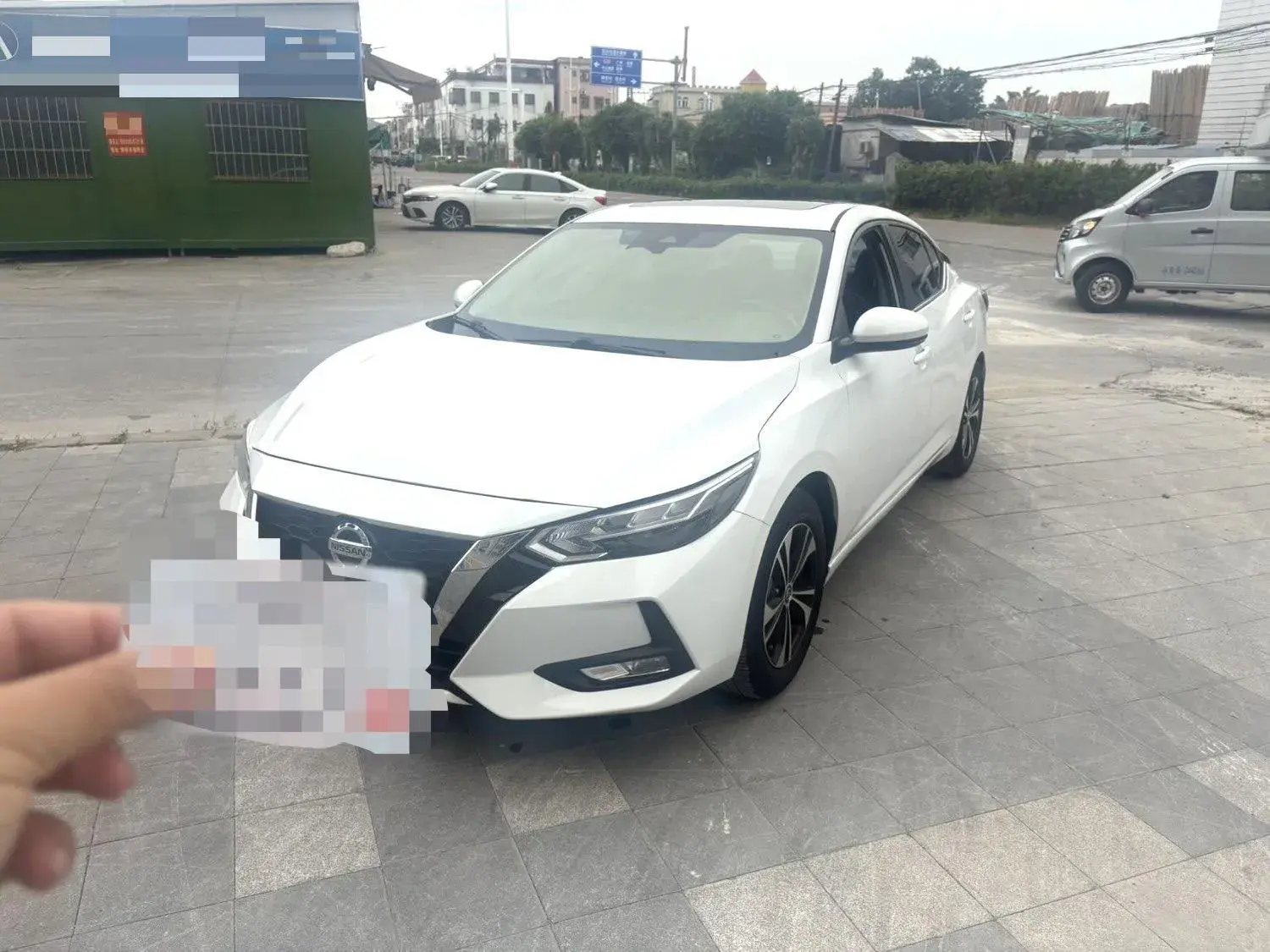 2021 NISSAN SYLPHY view 1