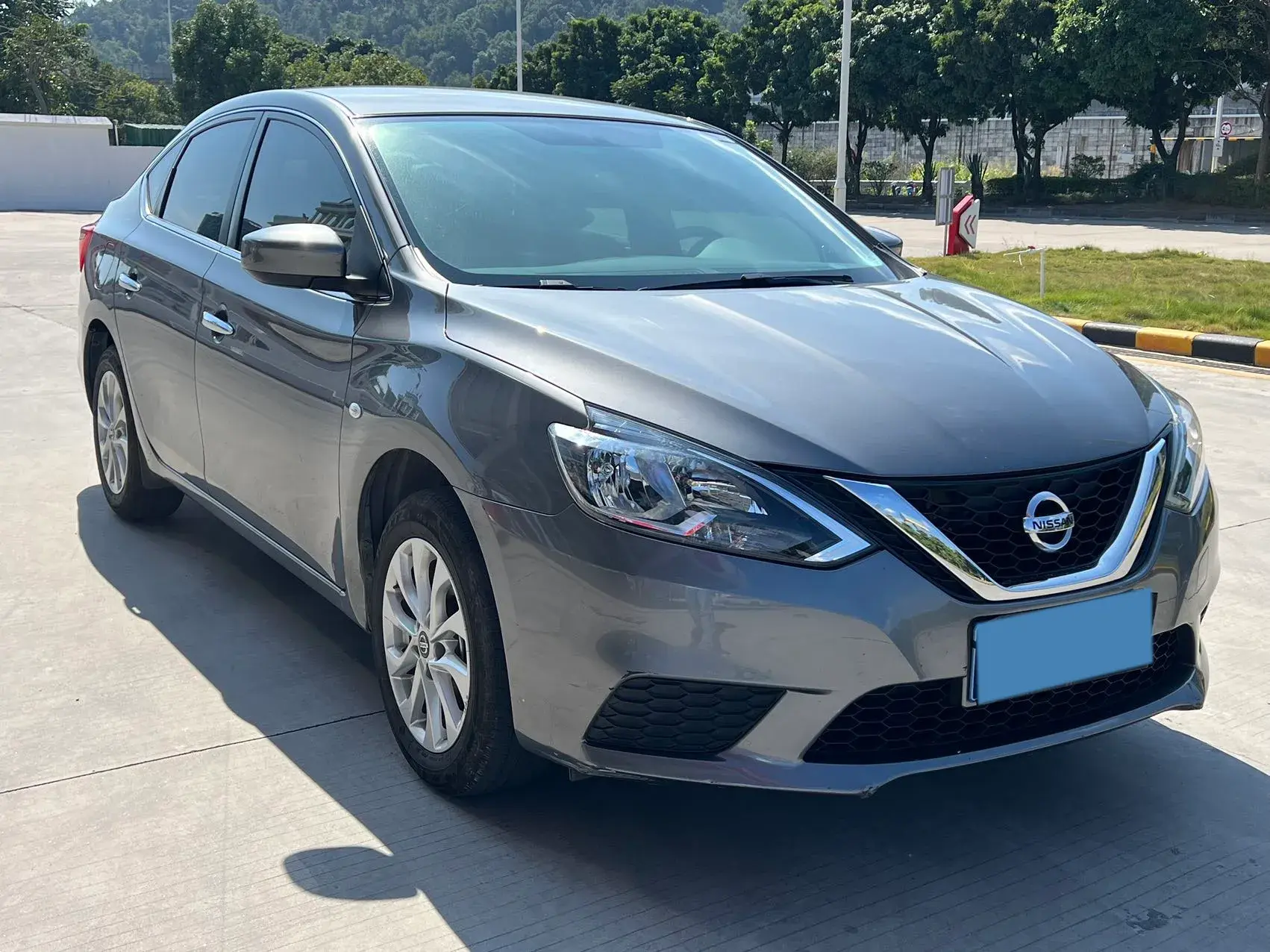 2022 NISSAN SYLPHY thumbnail 3