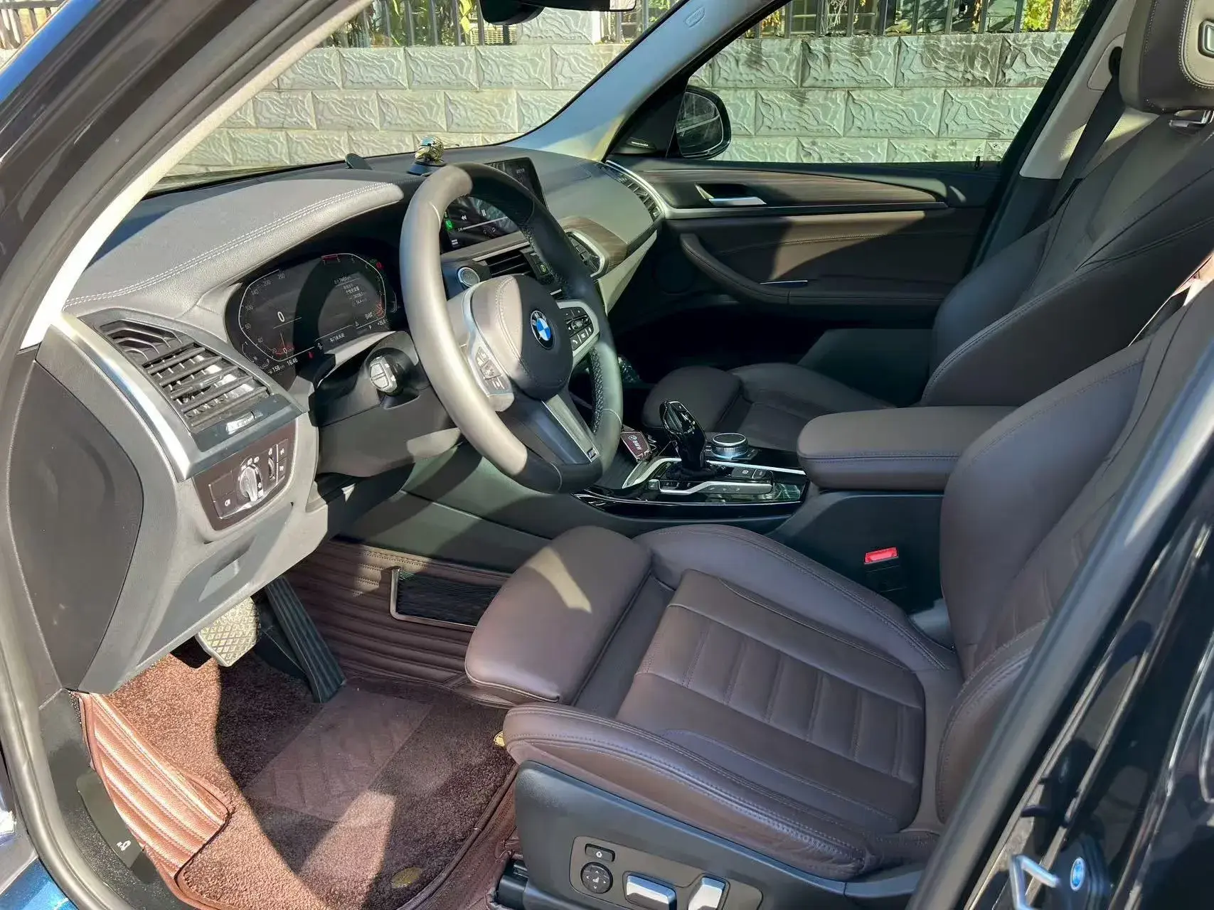 2021 BMW X3 thumbnail 3