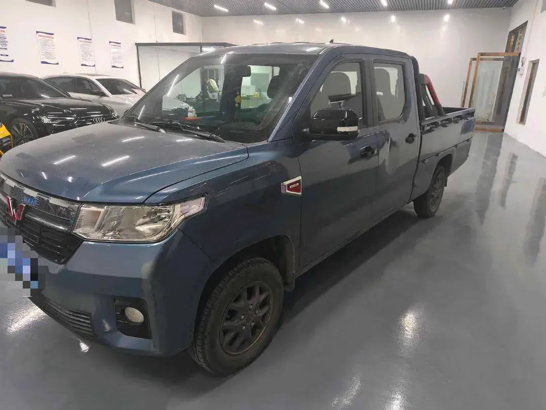 2021 WuLing ZhentTu 1.5L 99HP L4 5MT 2021 WuLing ZhentTu 1.5L 99HP L4 5MT