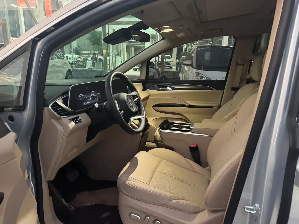 2025 Buick GL8 1.5T 180HP L4 2DHT PHEV,autocango,china used car exporter,china ev exporter,chinese used car exporter,chinese used ev exporter