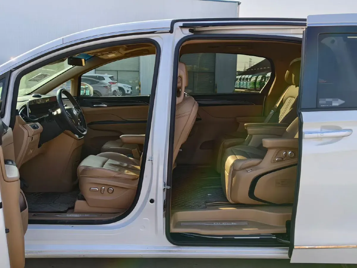 2021 Buick GL8 2.0T 237HP L4 9AT,autocango,china used car exporter,china ev exporter,chinese used car exporter,chinese used ev exporter