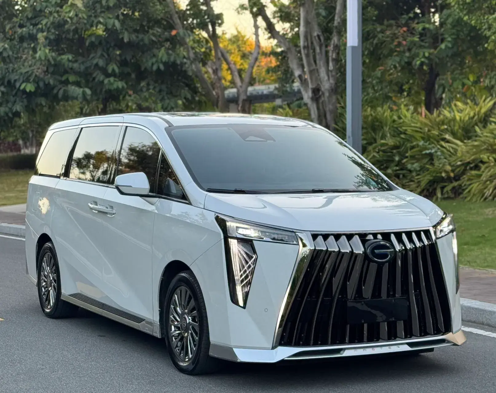 2023 GAC TRUMPCHI thumbnail 3