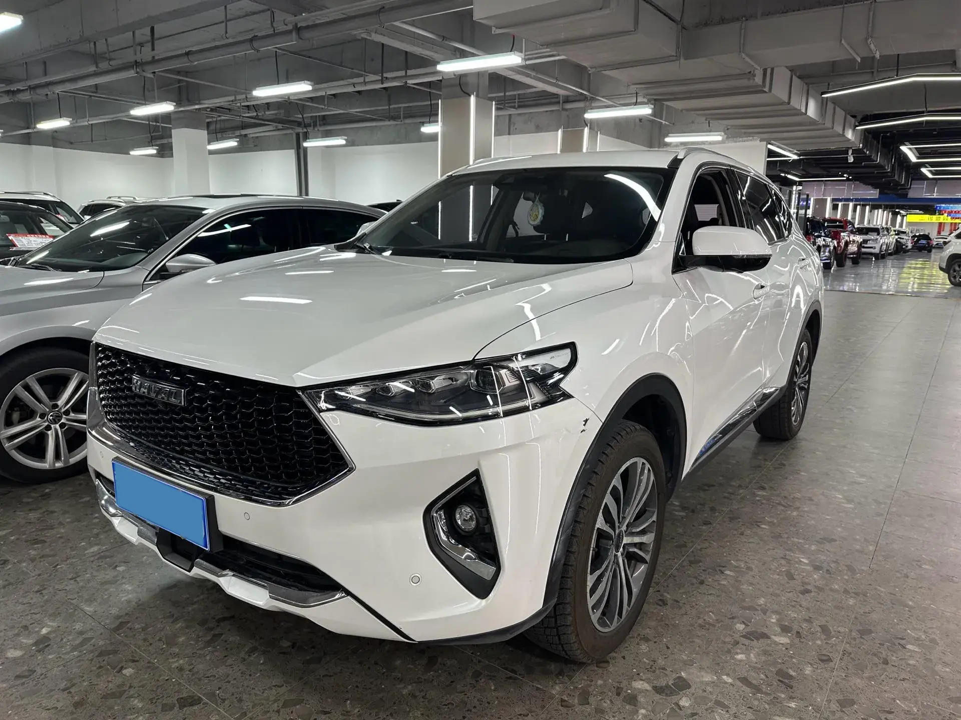 2019 HAVAL F7 view 1