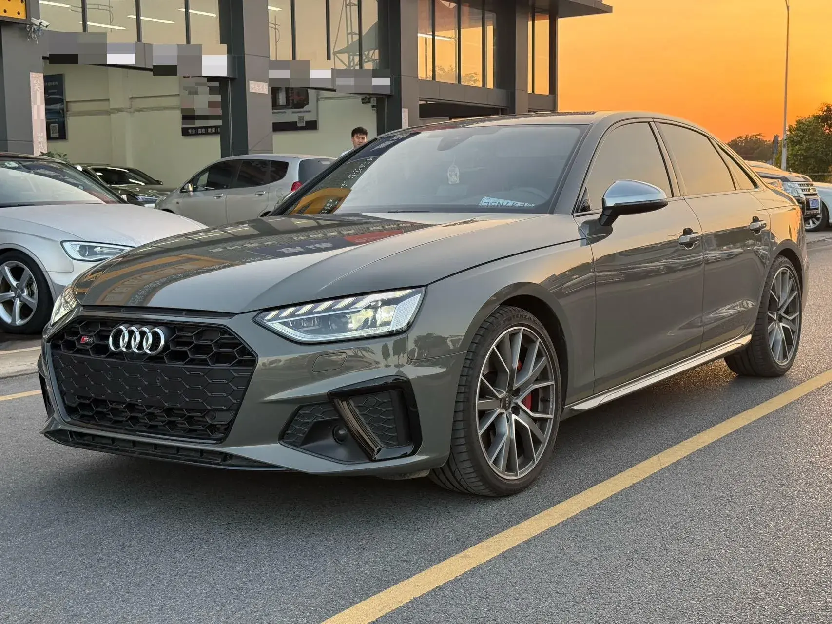 2024 AUDI S4 view 1