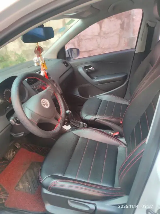 2018 VOLKSWAGEN POLO thumbnail 4