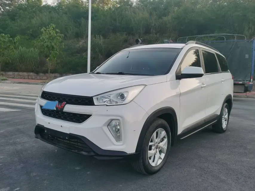 2018 WuLing HongGuang S3 1.5T 150HP L4 6MT,autocango,china used car exporter,china ev exporter,chinese used car exporter,chinese used ev exporter