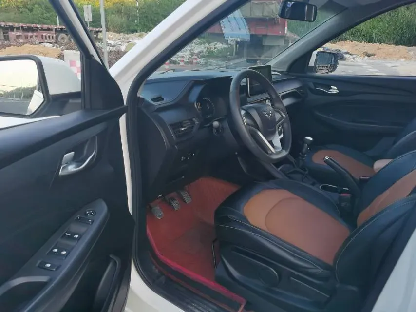 2018 WuLing HongGuang S3 1.5T 150HP L4 6MT,autocango,china used car exporter,china ev exporter,chinese used car exporter,chinese used ev exporter