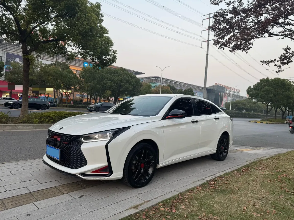 2021 DongFeng Aeolus YiXuan 1.5T 150HP L4 6DCT,autocango,china used car exporter,china ev exporter,chinese used car exporter,chinese used ev exporter