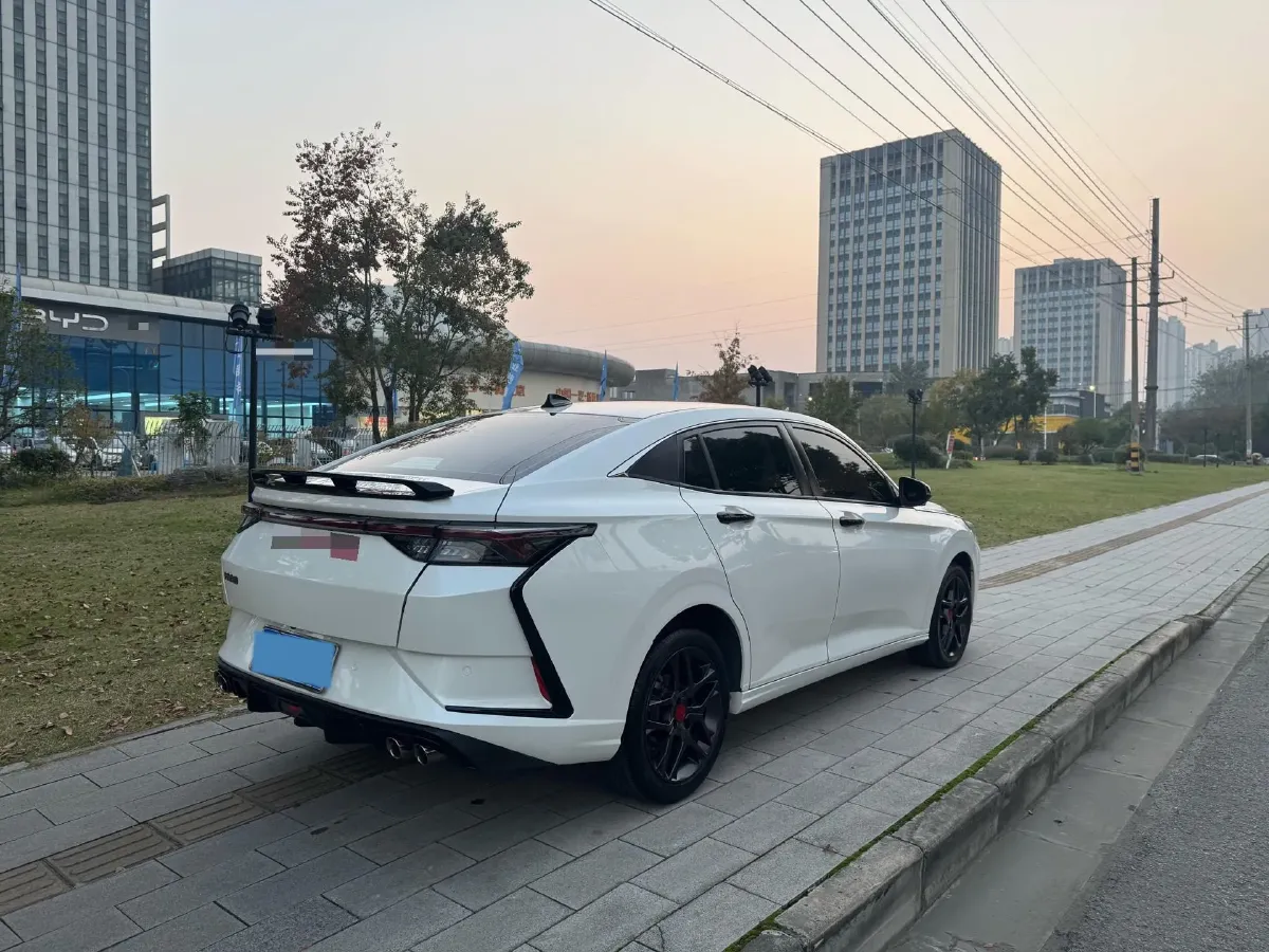 2021 DongFeng Aeolus YiXuan 1.5T 150HP L4 6DCT,autocango,china used car exporter,china ev exporter,chinese used car exporter,chinese used ev exporter