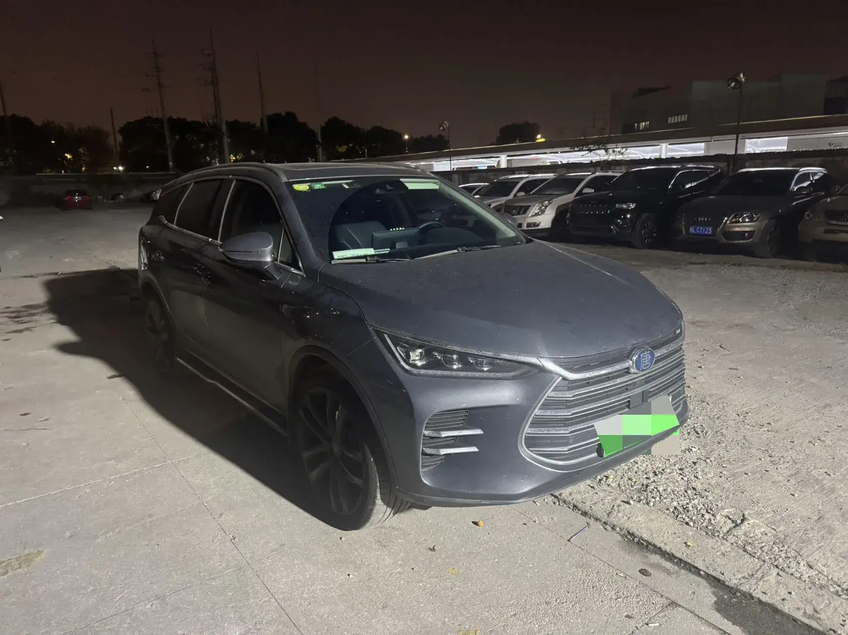 2018 BYD TANG thumbnail 2