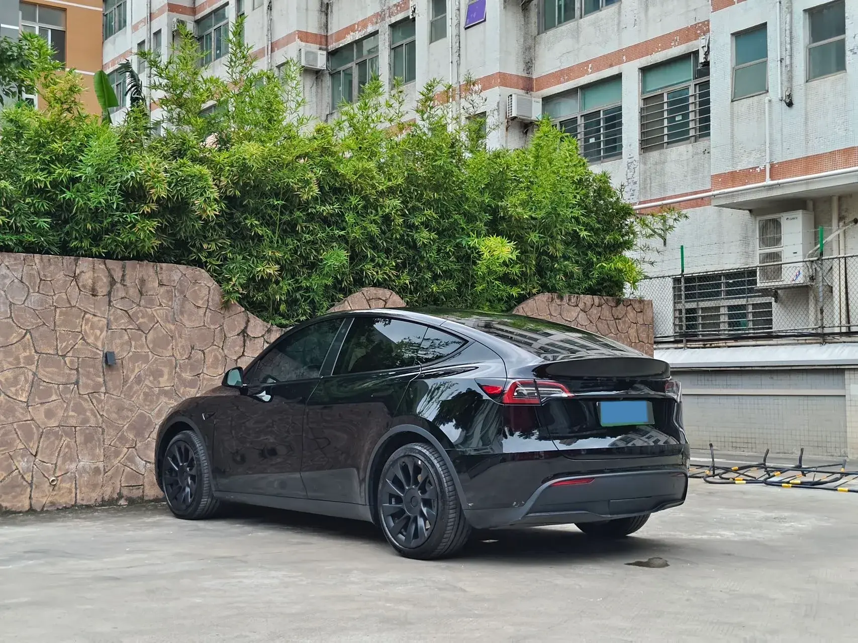 2022 TESLA MODEL thumbnail 3