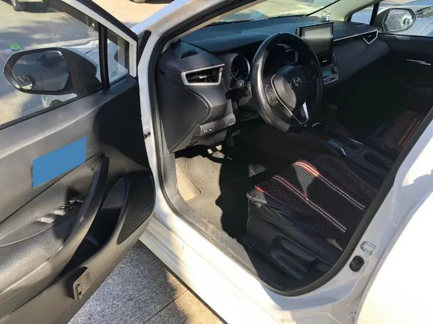 2021 TOYOTA COROLLA thumbnail 3