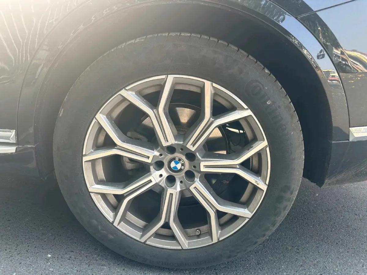 2024 BMW X7 3.0T 381HP L6 8AT,autocango,china used car exporter,china ev exporter,chinese used car exporter,chinese used ev exporter