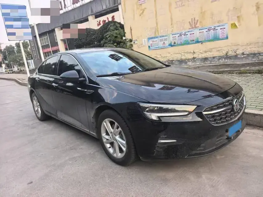 2020 BUICK REGAL thumbnail 2