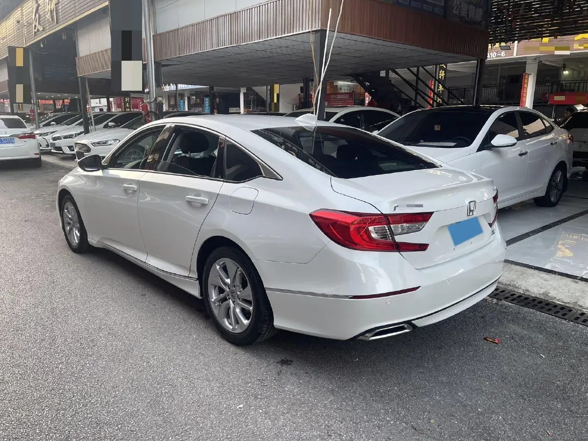 2018 Honda Accord 1.5T 194HP L4 CVT,autocango,china used car exporter,china ev exporter,chinese used car exporter,chinese used ev exporter