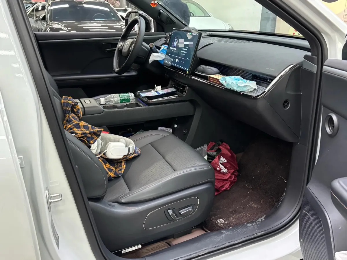 2025 Toyota BZ3X BEV 58.37KWH,autocango,china used car exporter,china ev exporter,chinese used car exporter,chinese used ev exporter