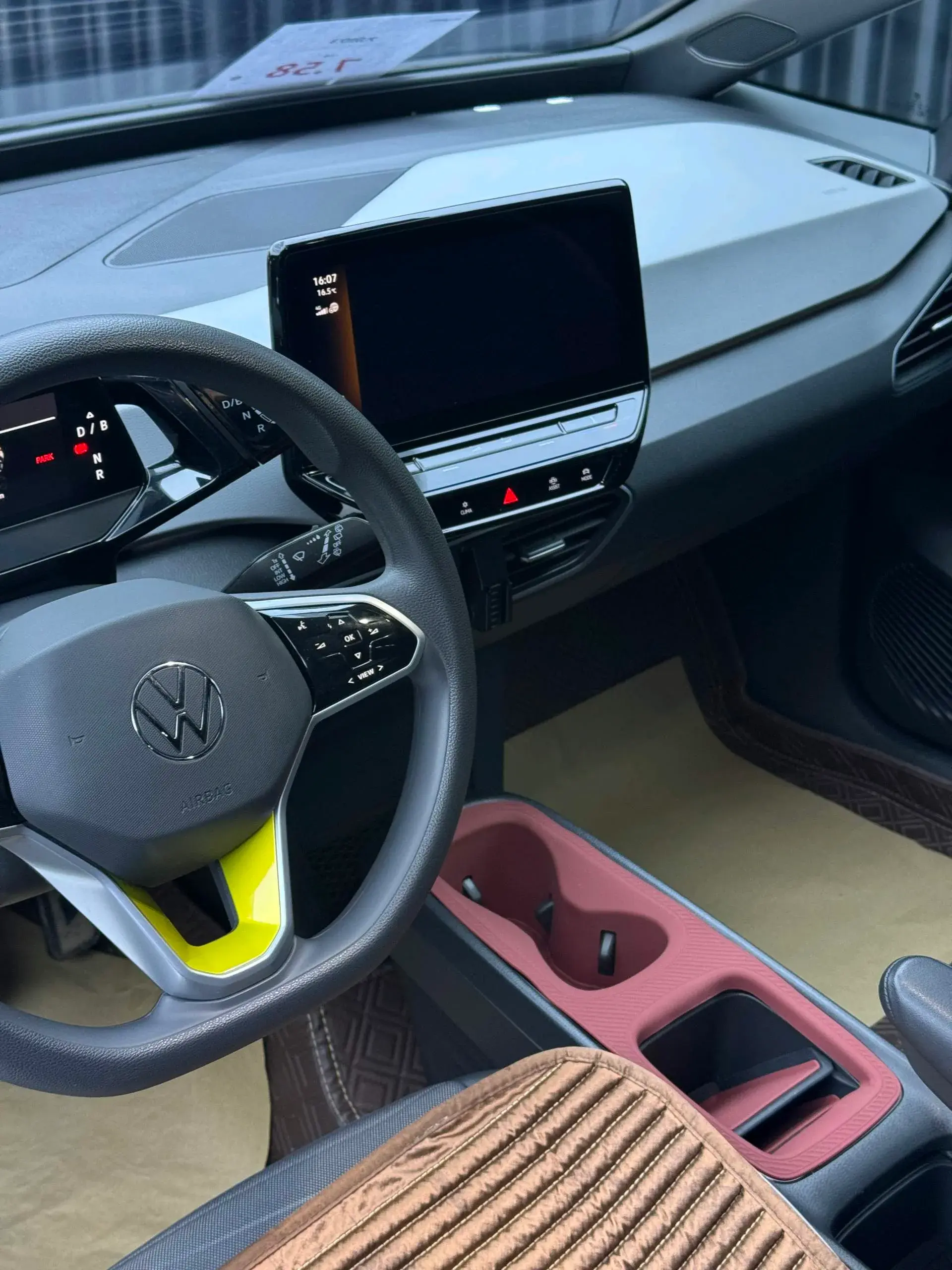 2023 VOLKSWAGEN ID.3 thumbnail 2