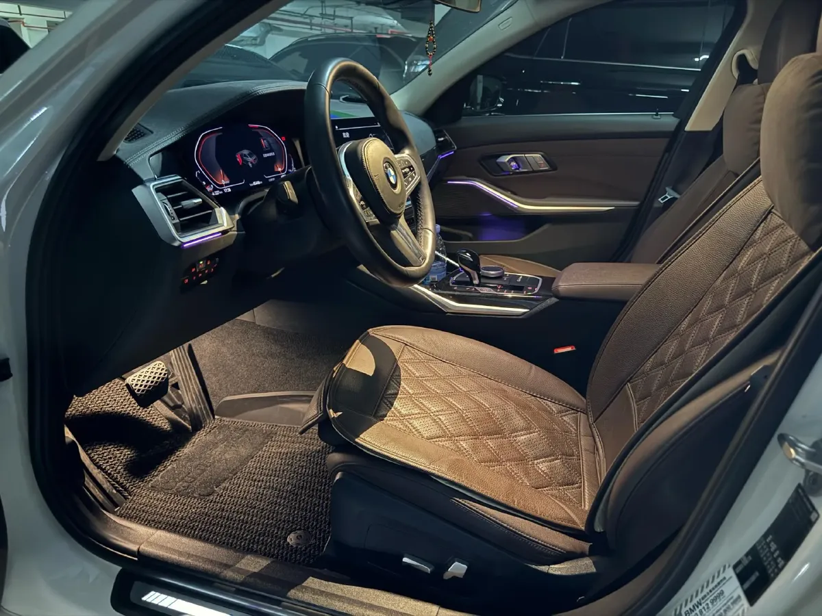 2021 BMW 3 Series 2.0T 184HP L4 8AT,autocango,china used car exporter,china ev exporter,chinese used car exporter,chinese used ev exporter