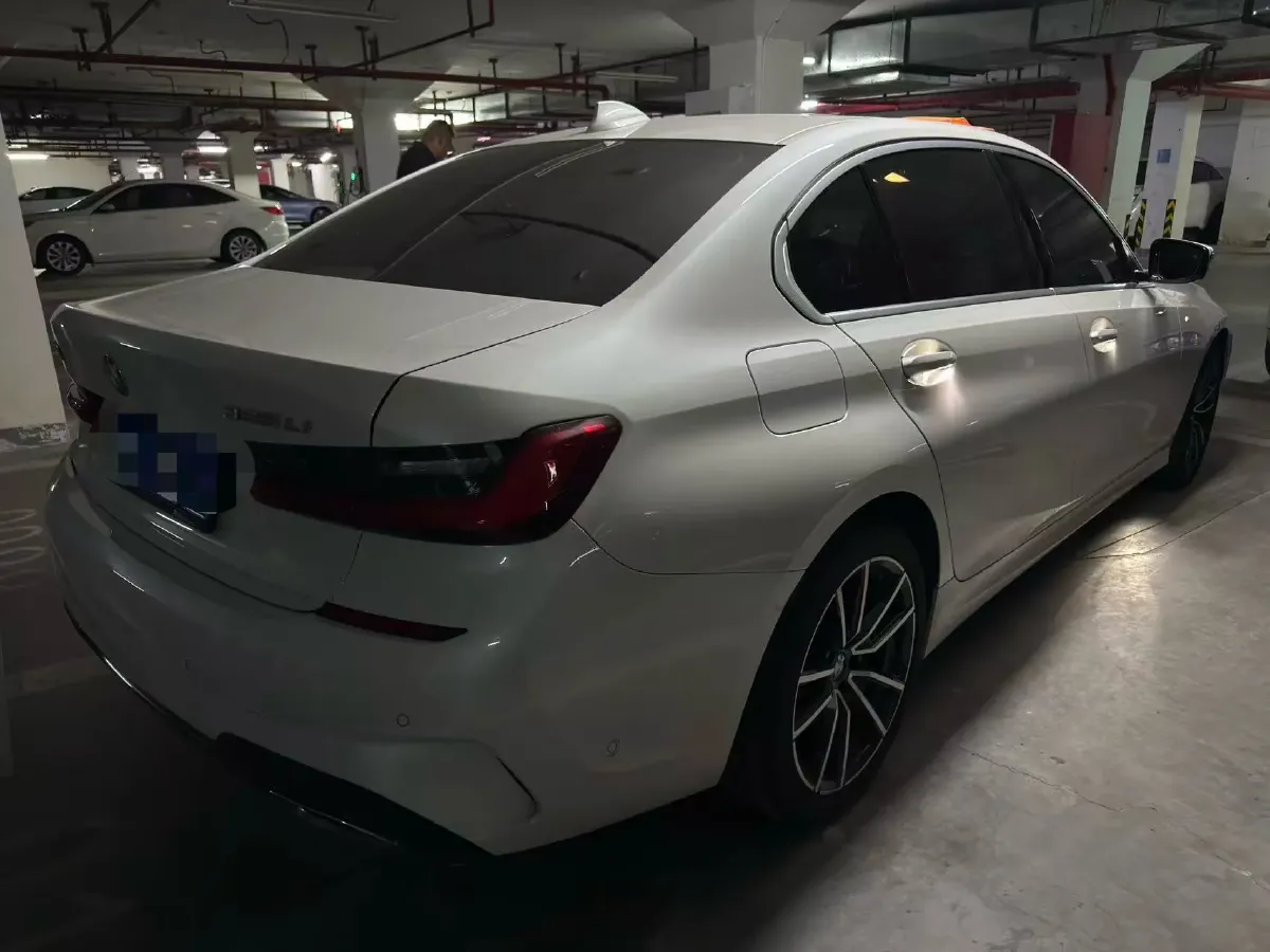 2021 BMW 3 Series 2.0T 184HP L4 8AT,autocango,china used car exporter,china ev exporter,chinese used car exporter,chinese used ev exporter
