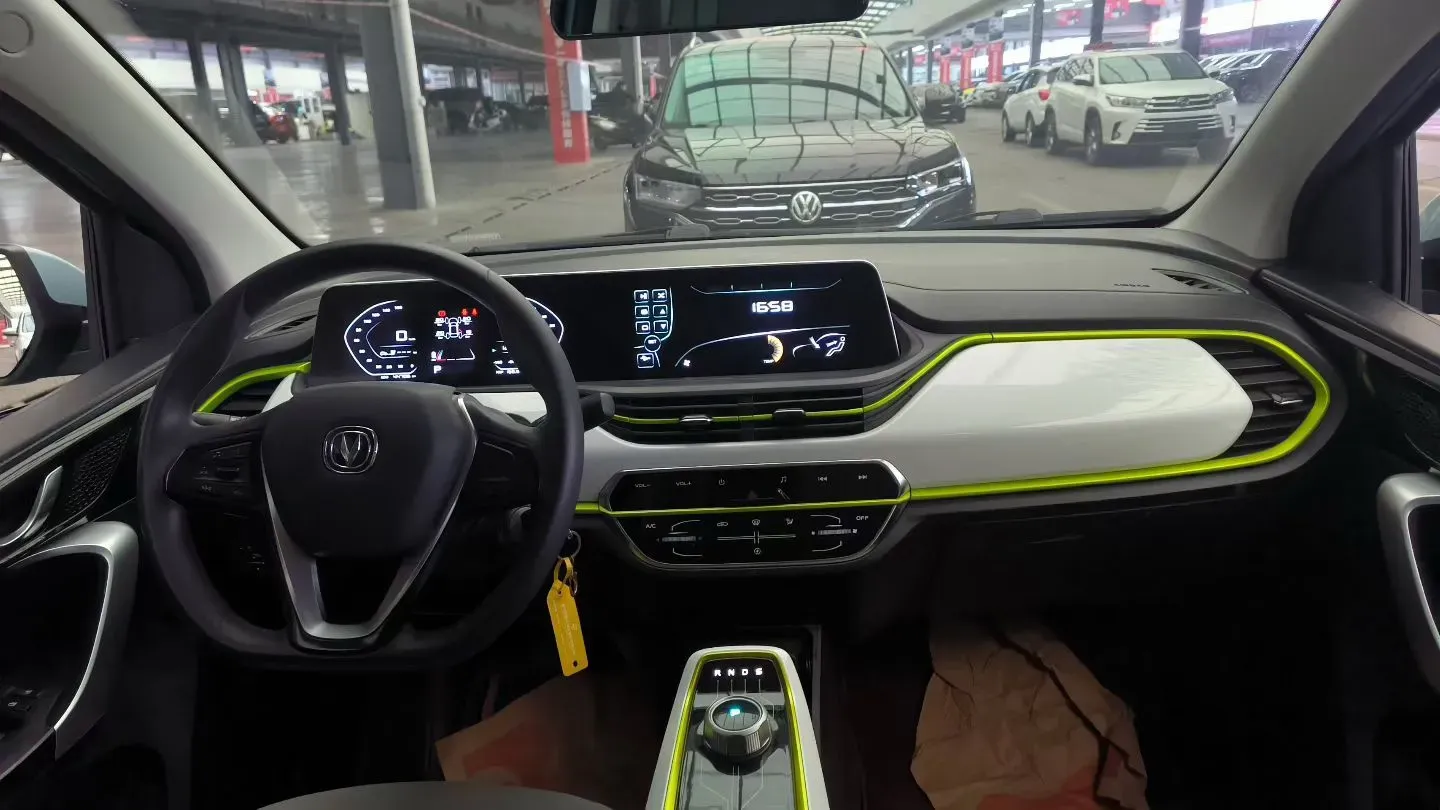 2022 ChangAn BenBen E-Star BEV 32.2KWH,autocango,china used car exporter,china ev exporter,chinese used car exporter,chinese used ev exporter