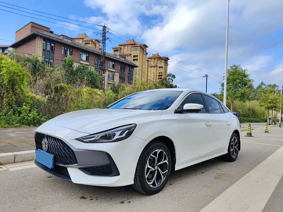 2023 MG 5 1.5L 129HP L4 CVT