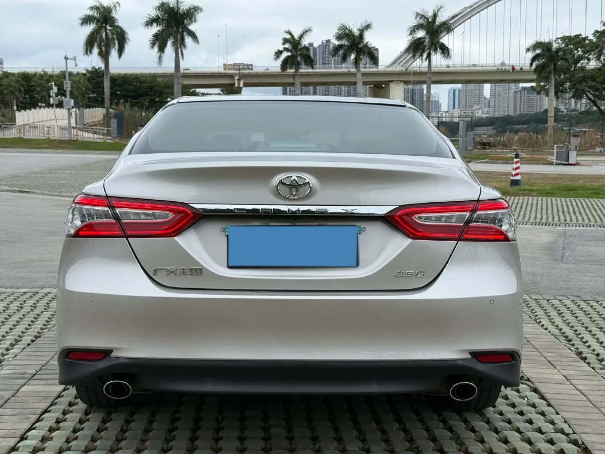 2019 Toyota Camry 2.5L 209HP L4 8AT,autocango,china used car exporter,china ev exporter,chinese used car exporter,chinese used ev exporter