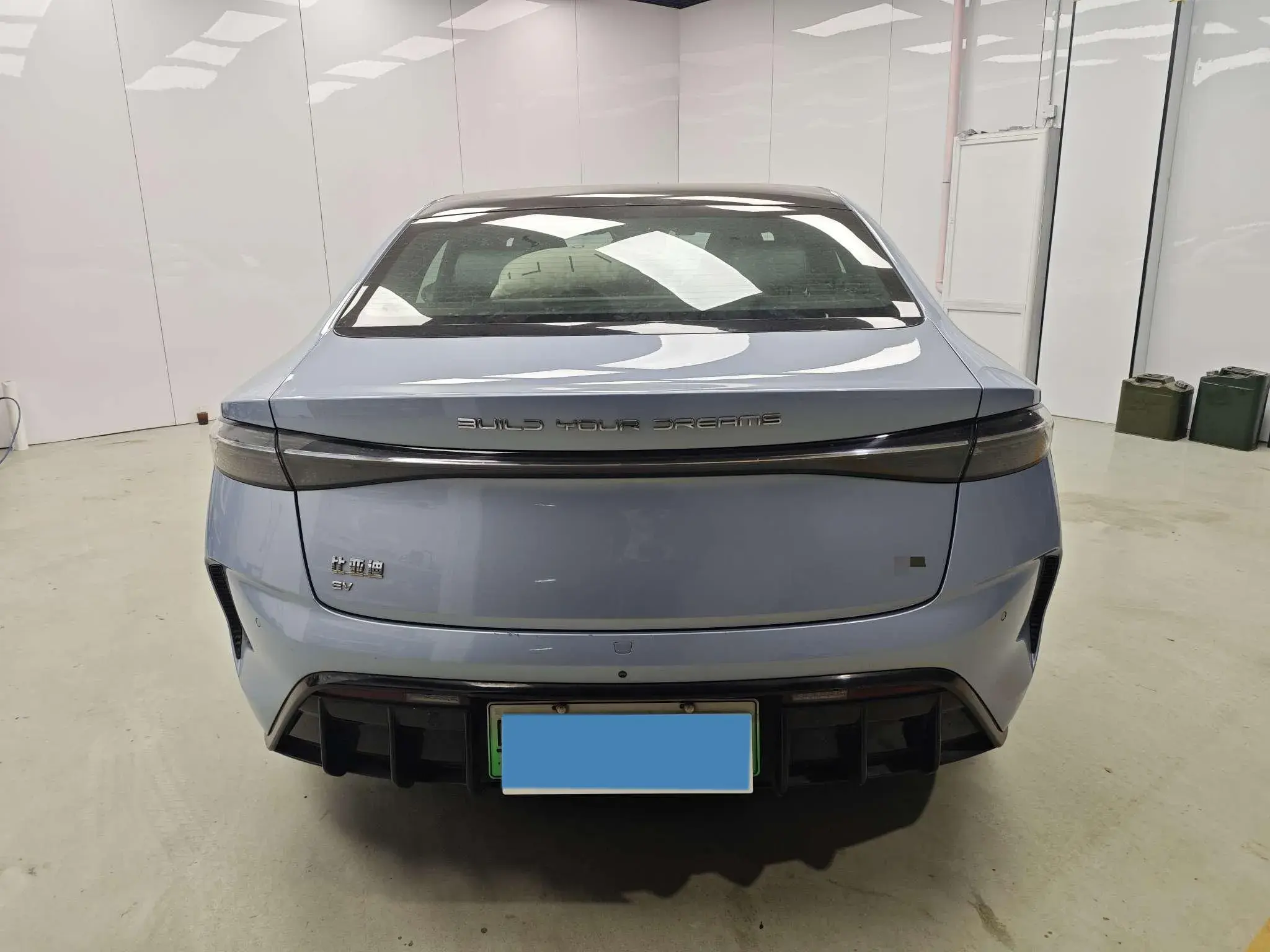 2022 BYD SEAL thumbnail 4