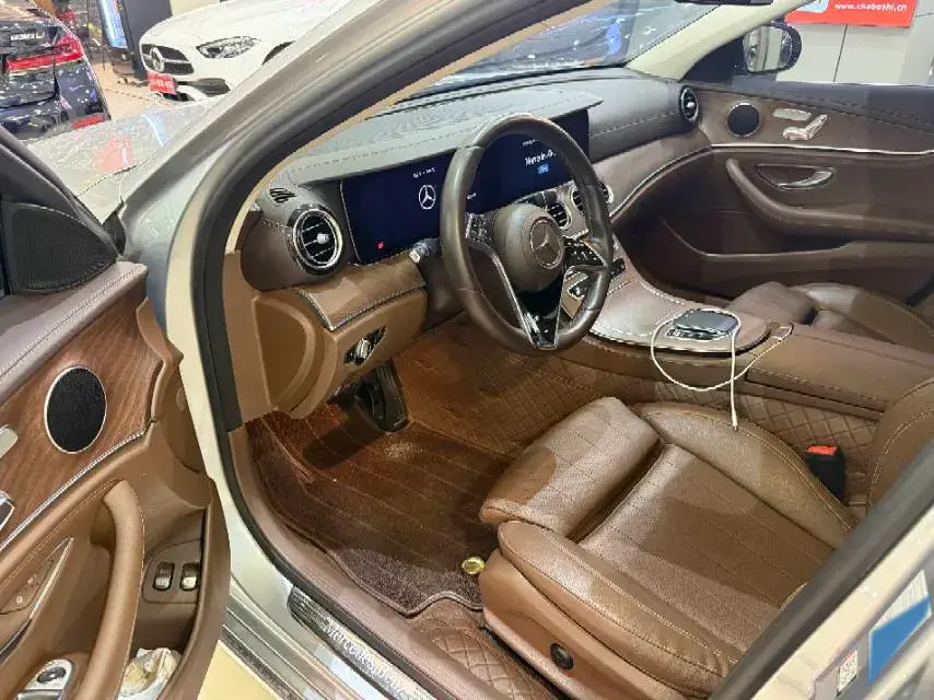 2022 MERCEDES-BENZ E thumbnail 2