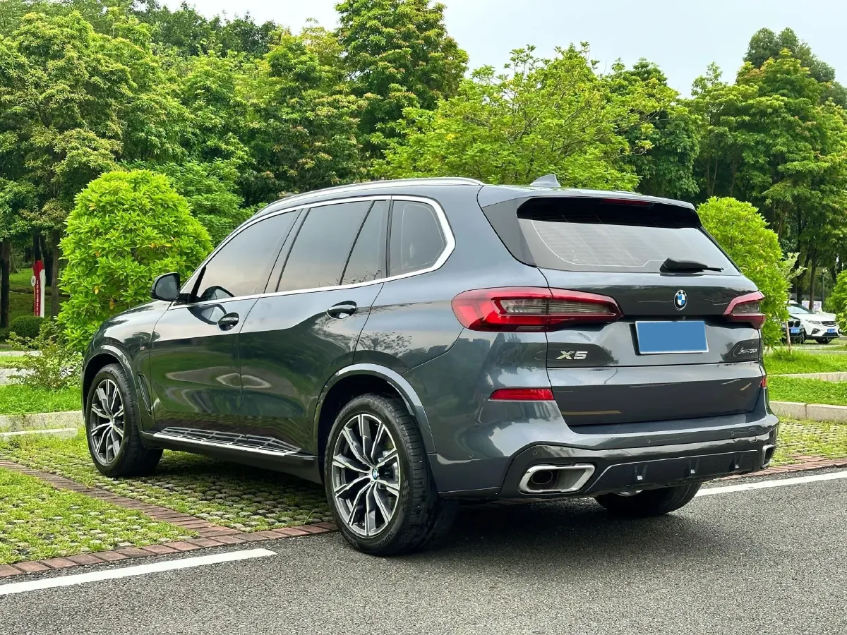 2021 BMW X5 2.0T 265HP L4 8AT,autocango,china used car exporter,china ev exporter,chinese used car exporter,chinese used ev exporter