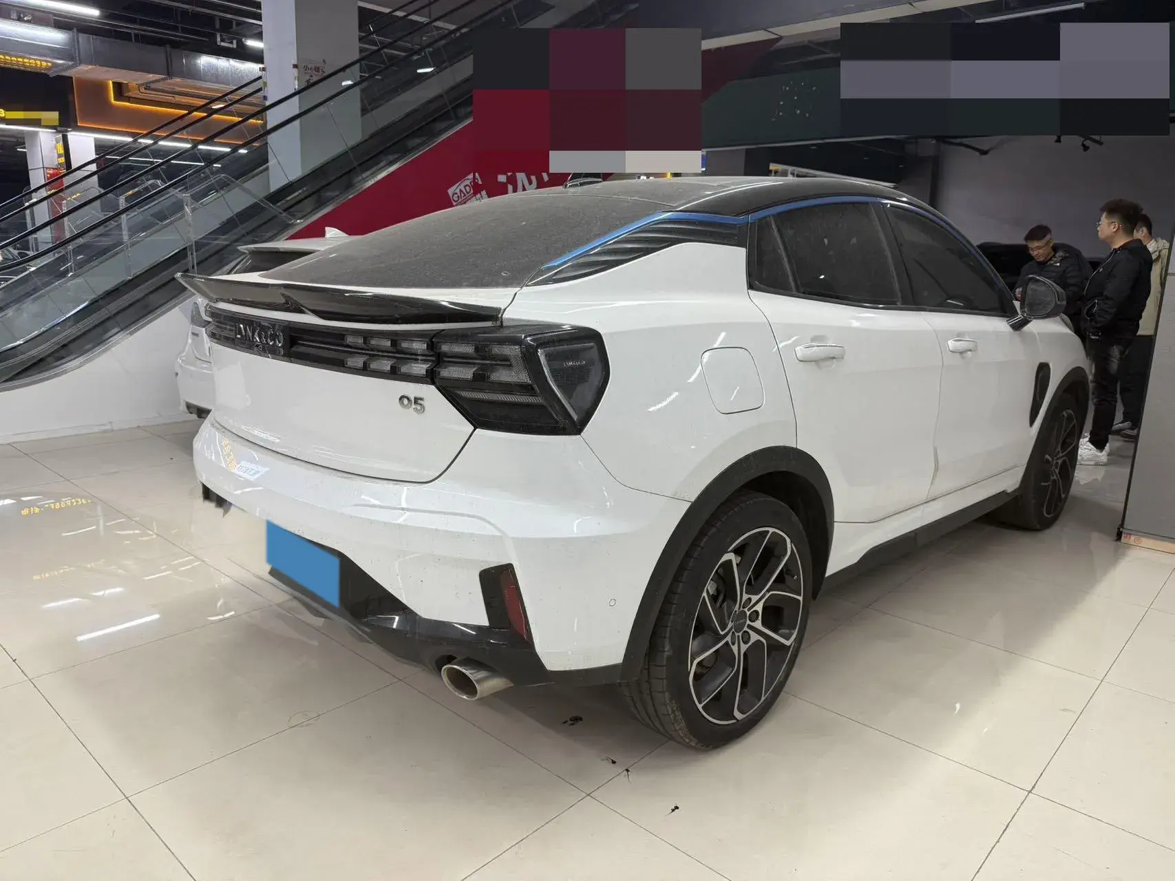 2020 LYNK&CO 05 thumbnail 4