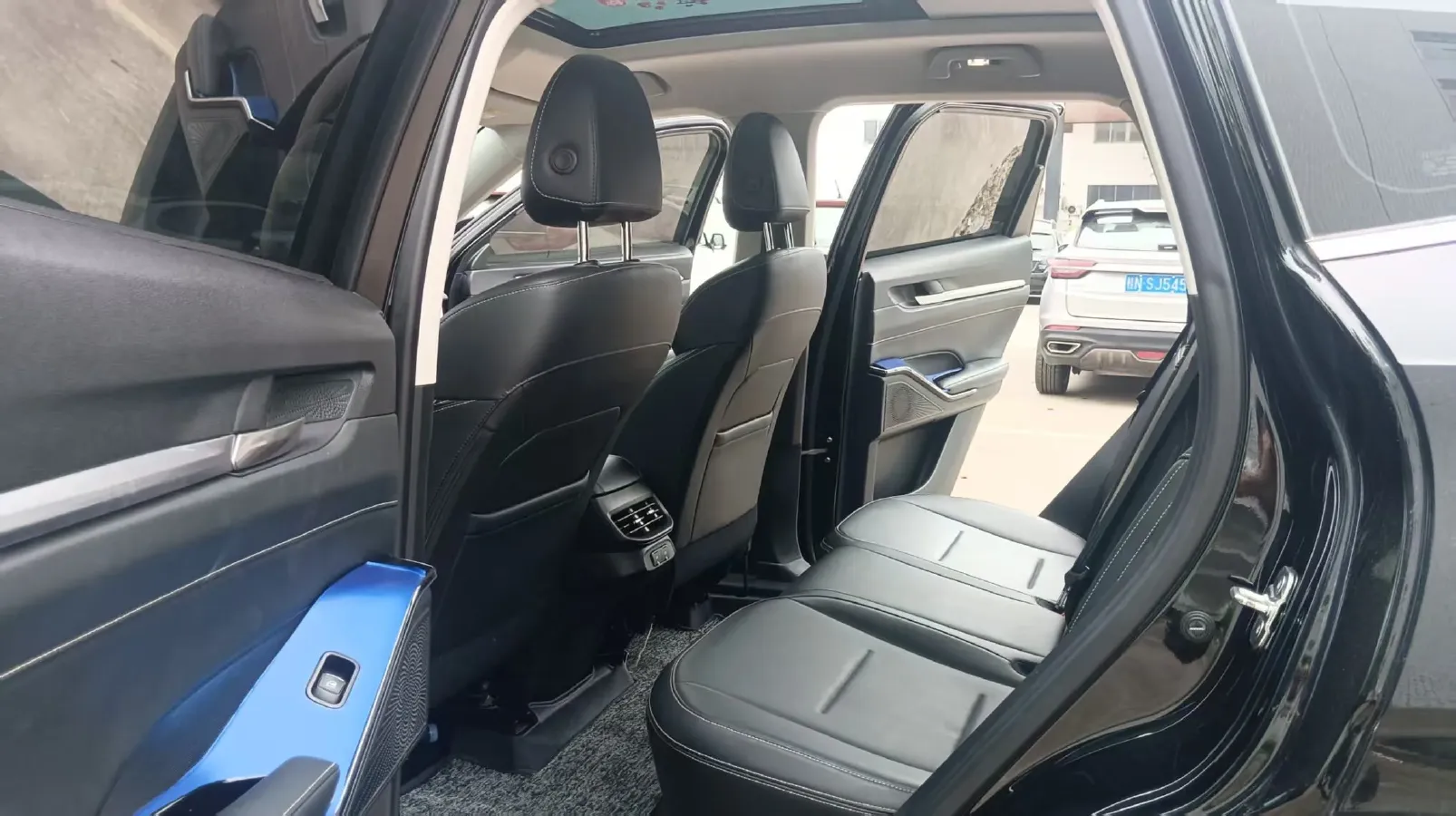 2021 Haval H6 2.0T 224HP L4 7DCT,autocango,china used car exporter,china ev exporter,chinese used car exporter,chinese used ev exporter