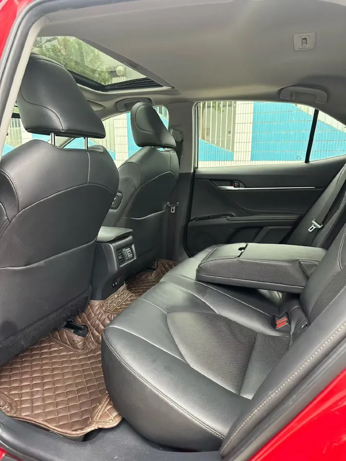 2018 Toyota Camry 2.0L 169HP L4 6AT,autocango,china used car exporter,china ev exporter,chinese used car exporter,chinese used ev exporter