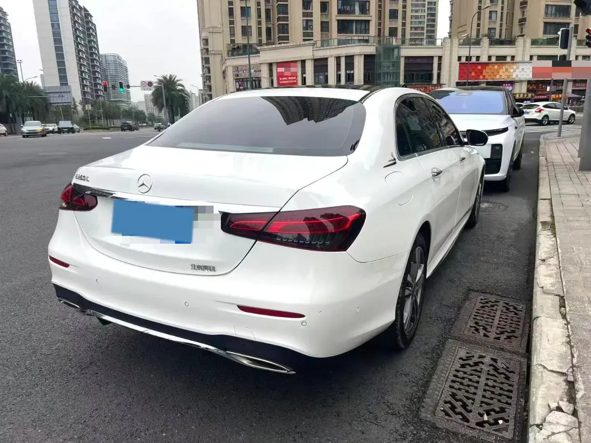 2022 MERCEDES-BENZ E thumbnail 2