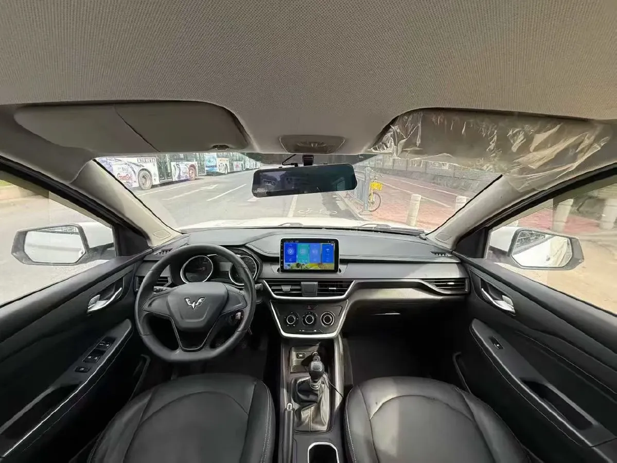 2019 WuLing ZhiGuang 1.2L 82HP L4 5MT,autocango,china used car exporter,china ev exporter,chinese used car exporter,chinese used ev exporter