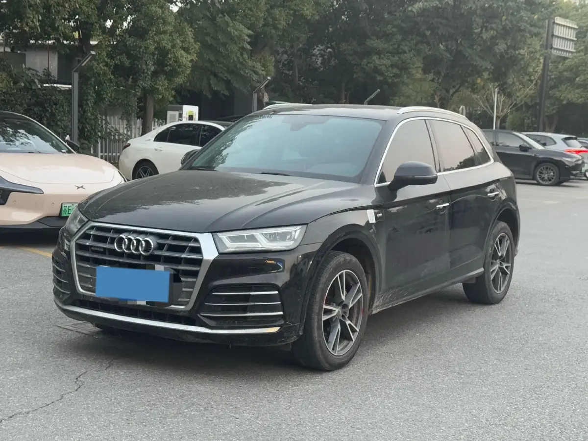 2020 Audi Q5L 2.0T 190HP L4 7DCT