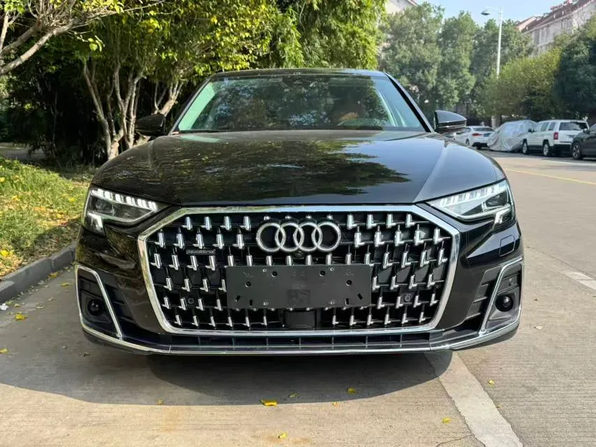 2023 Audi A8 3.0T 286HP V6 8AT,autocango,china used car exporter,china ev exporter,chinese used car exporter,chinese used ev exporter