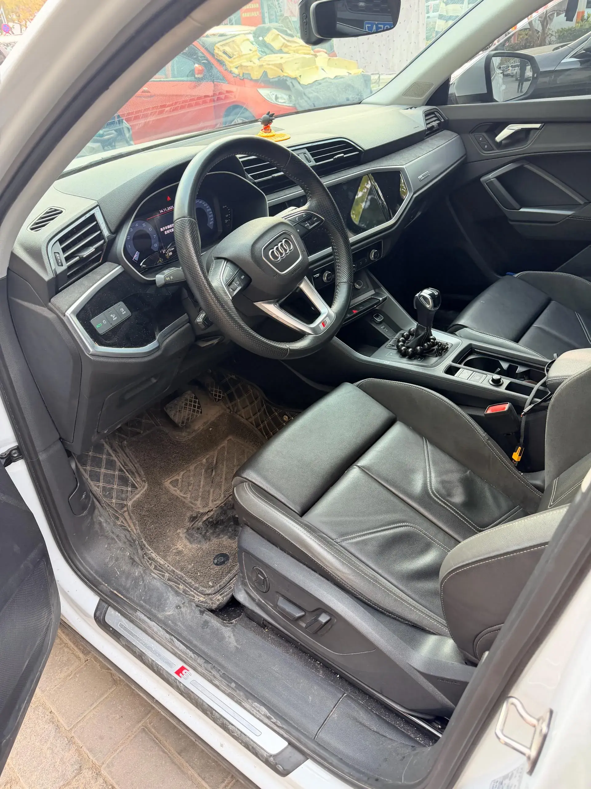 2020 AUDI Q3 thumbnail 4