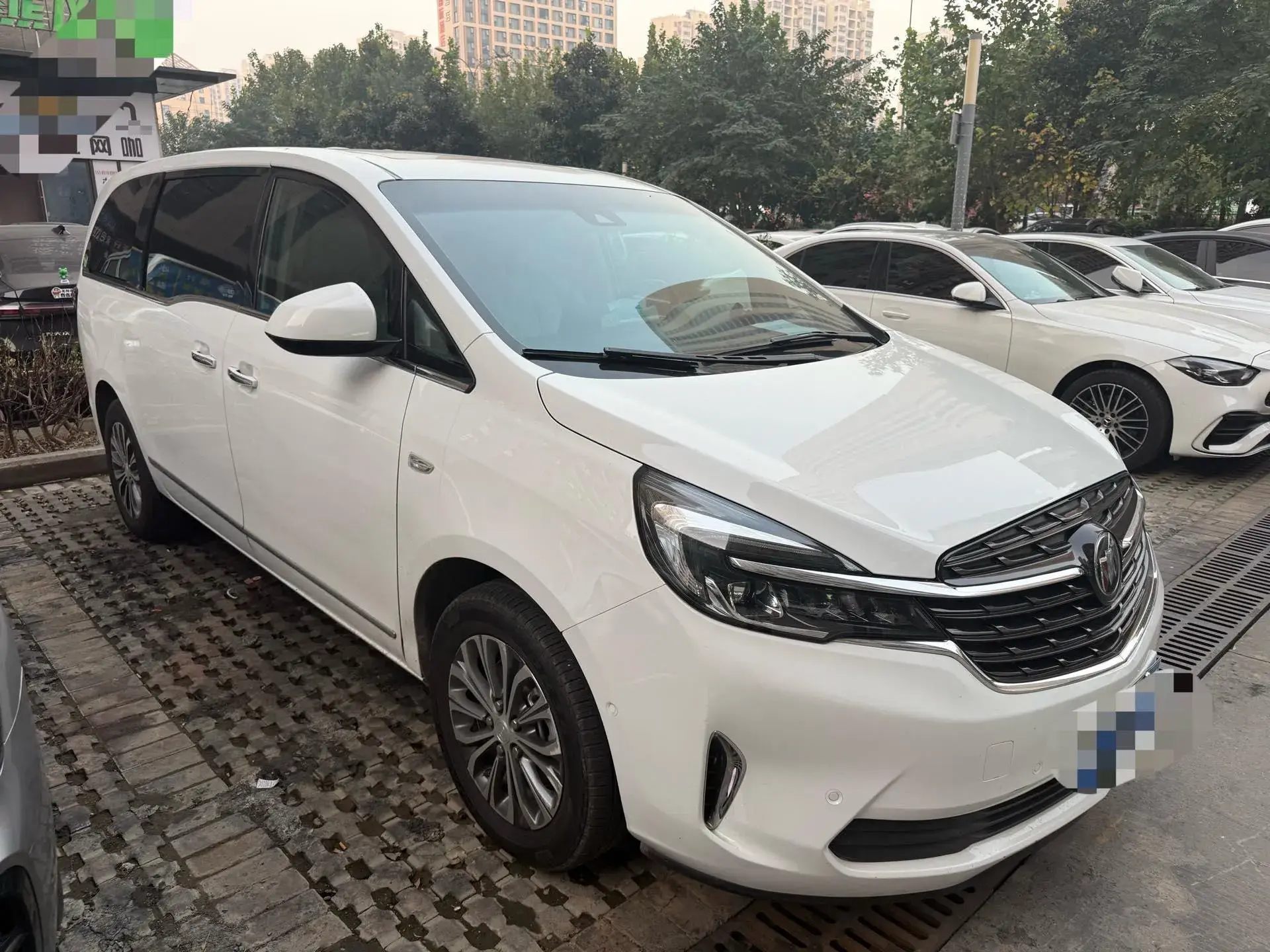 2021 BUICK GL8 thumbnail 3