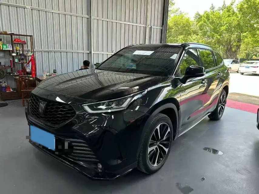 2022 Toyota Crown Kluger 2.0T 248HP L4 8AT