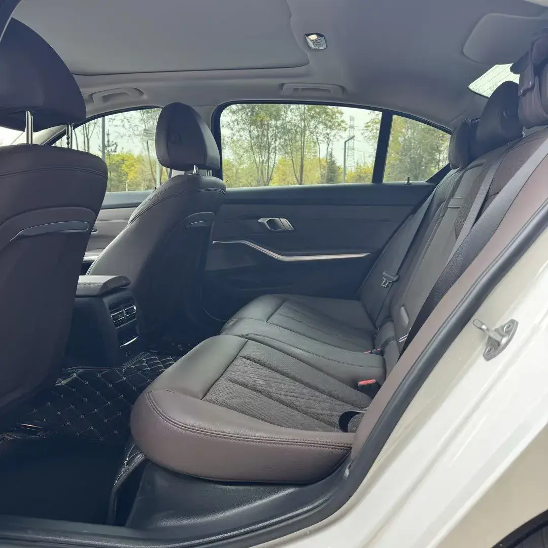 2024 BMW I3 thumbnail 4