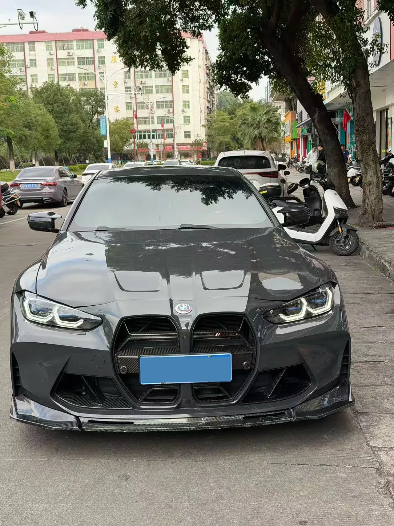 2021 BMW 2 thumbnail 4