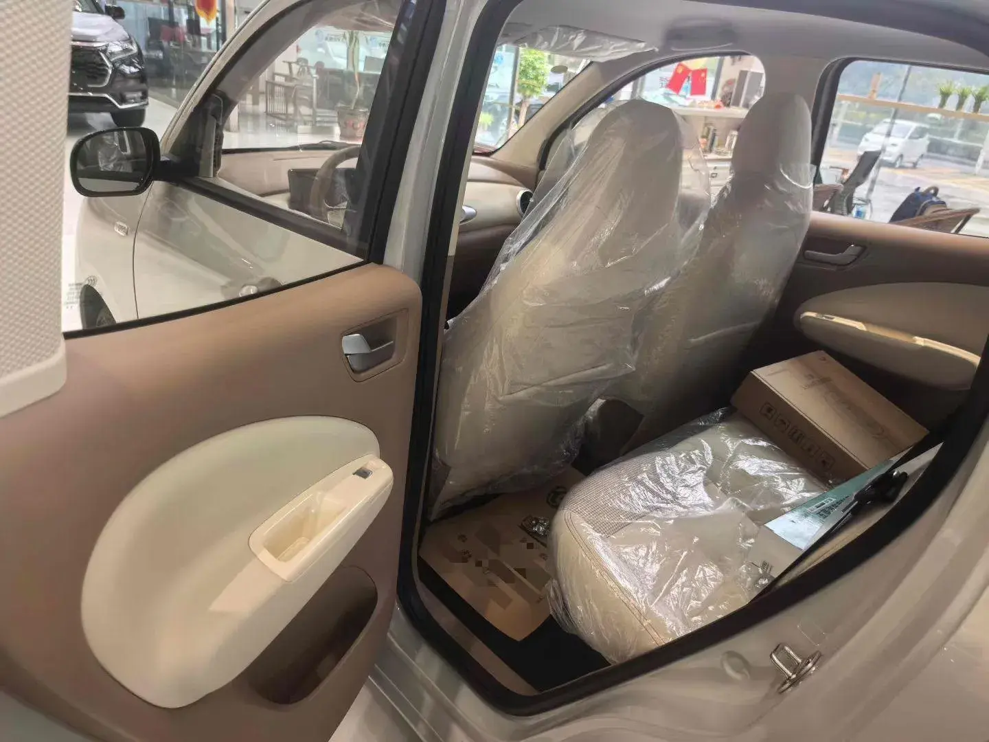 2025 WULING HONGGUANG thumbnail 4