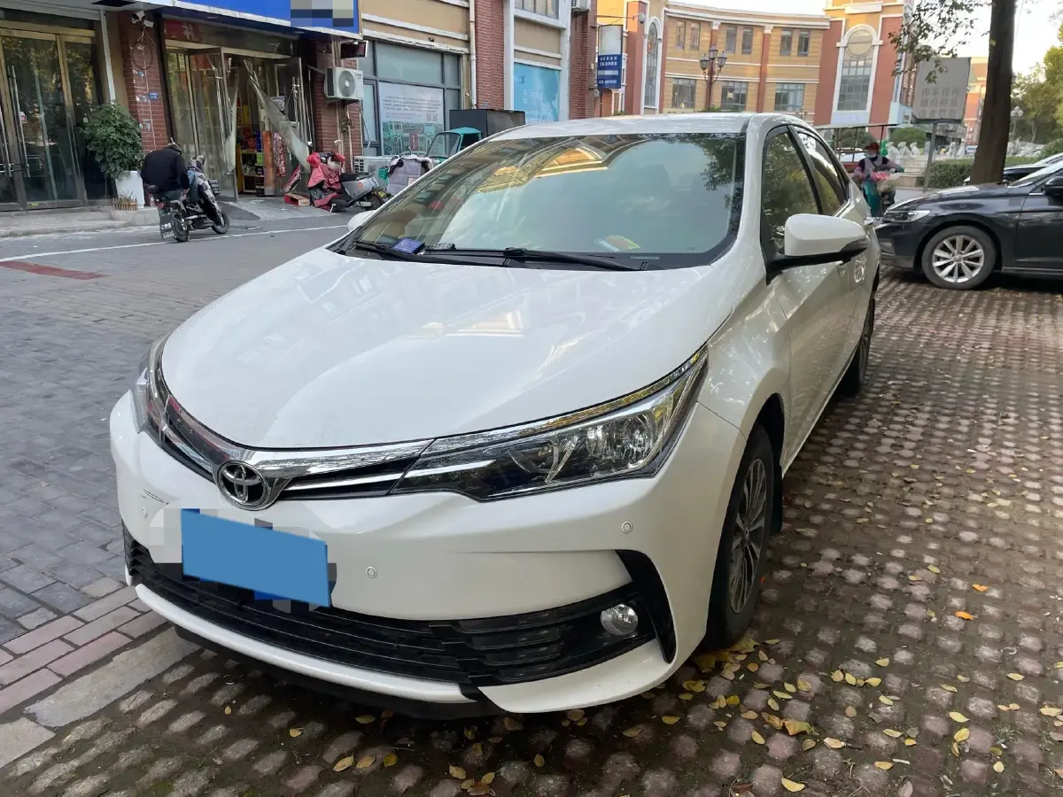 2018 Toyota Corolla 1.2T 116HP L4 CVT